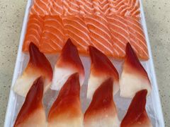 -三亚火车头万人海鲜广场