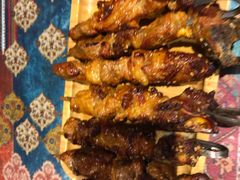-乡村馕坑肉·烧烤·新疆菜·本地人更爱吃(阿勒泰首店)