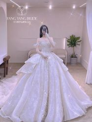 -洋洋婚纱品牌集合店