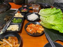 -肉甲韩国木炭烤肉(新壹街1店)