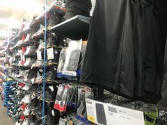 -迪卡侬(西三旗店)