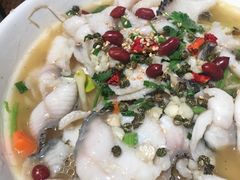 非一般的酸菜鱼-Aqua Oasis 水天堂(爱山广场店)