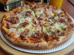 烤香肠披萨-魏斯理汉堡(西安沣东吾悦店)