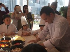 -香格里拉鱼跃地中海西餐厅·牛排披萨
