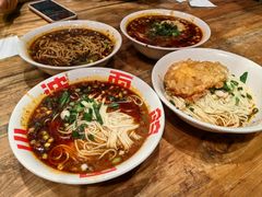 -周小波重庆小面·重庆名小吃(邹容路店)