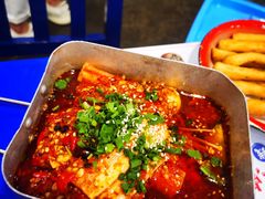 -马路边边串串香(苗栗路店)