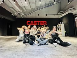 -CASTER跳舞俱乐部