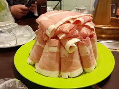 -洞庭洲·防空洞火锅·烧烤·铜锅涮肉(新百广场店)