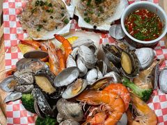 -日进一片海.生腌海鲜火锅.宵夜烧烤(三里屯总店)