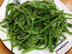 清炒丝瓜秧-力力豆花庄(广渠门店)
