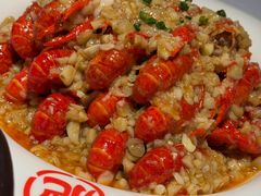 -肥肥虾庄·金牌油焖大虾(汉街SKP店)