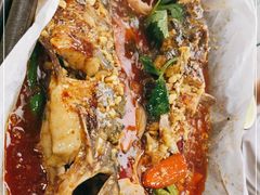 -巫山纸包鱼·干锅·腊猪蹄(龙洲大道店)