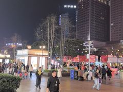 -观音桥步行街
