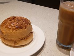 菠萝油-香港新发烧腊茶餐厅(书城店)