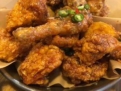 黄油蒜炸鸡块-富乐满韩国正宗炸鸡韩国料理(虹泉路店)