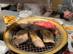 -山焱·炭火自助烤肉(周浦万达店)