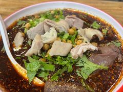 -朱大嘴肥肠血旺(福字街店)