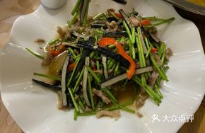Water Bamboo and Stinky Tofu Stir-Fry with Shredded Pork