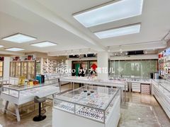 店内环境-潘多拉眼镜·蔡司依视路明月(潘家园店)