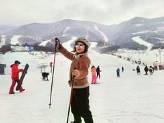-鳌山滑雪度假区