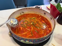 -毛辣果·贵州红酸汤牛肉火锅(西单店)