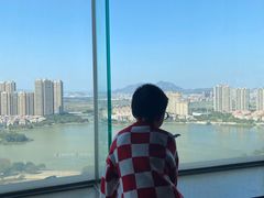 -荣誉国际酒店-云顶旋转餐厅