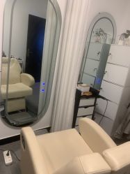 -肌芙初定制皮肤管理中心