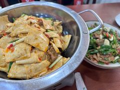 -湖南人家湘菜馆(镇江路店)
