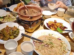 -关东小磨东北菜(上海长风大悦城店)