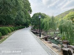 -灵岩山风景区