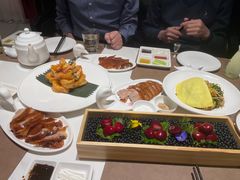 -皇城根·鲁菜济南菜·吊炉烤鸭·炒鸡鱼头(济南旗舰店)