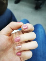 -悦指间美甲美睫