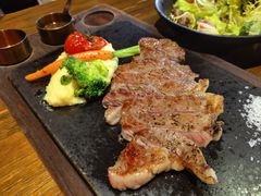 肉眼牛排-1886德国汽车餐厅(外滩中央店)