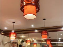 -杨肥肠火锅大排档(火车站花园店)