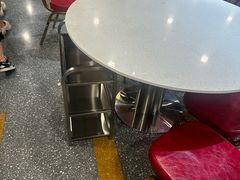 -活潑鲜跳(湖滨商业街店)