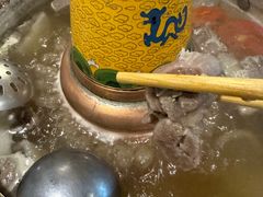 -毛辣果·贵州红酸汤牛肉火锅(西单店)