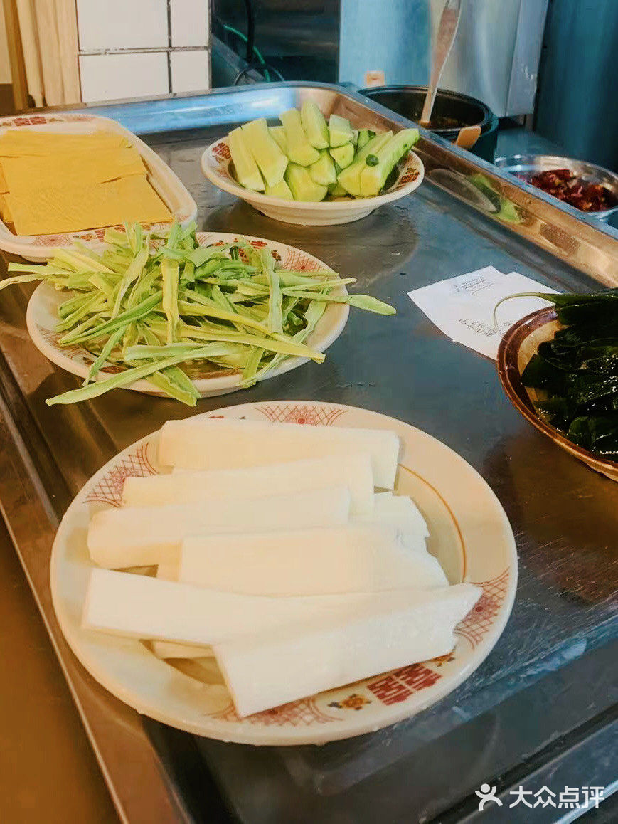 不敢想象🙈五一假期这家火锅店生意会有多好❗️