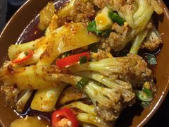 -巴四老城区炭火蛙锅(张江店)