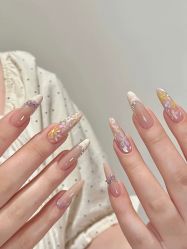 -U3美甲美睫沙龙