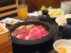 日本黑牛肉-鍋ぞう(新宿西口店)