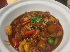 猪尾巴烧板栗-廖师傅大蒜炒腊肉(袁家岭店)