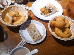 -蒙艾里民族传统菜蒙餐