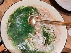 -蜜桃餐厅·伴山(湖滨商业街店)