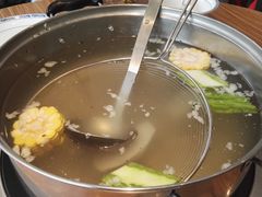 牛骨浓汤锅底-潮汕牛肉火锅