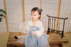 -童恩贝贝专业儿童摄影(浐灞新城4期店)