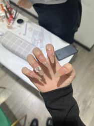 -晨·艺美甲美睫