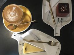 -UNI UNI(环亚凯瑟琳店)