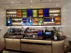 -港丽餐厅(高德置地店)