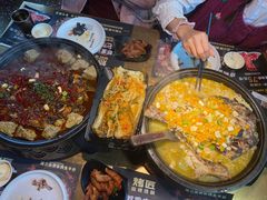 -吞鱼兽麻辣烤鱼(万达店)