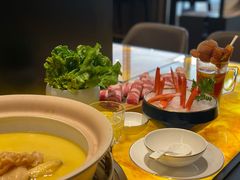 精选肥牛-领鲜天下·焗海鲜·花胶鸡(天目里店)